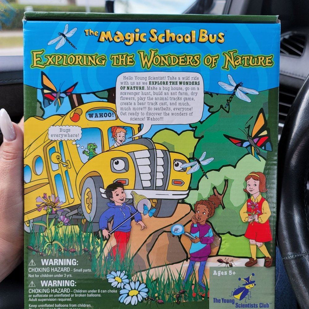 The Magic School Bus EXPLORING THE WONDERS OF NATURE Scholastic 5+ Science Kit